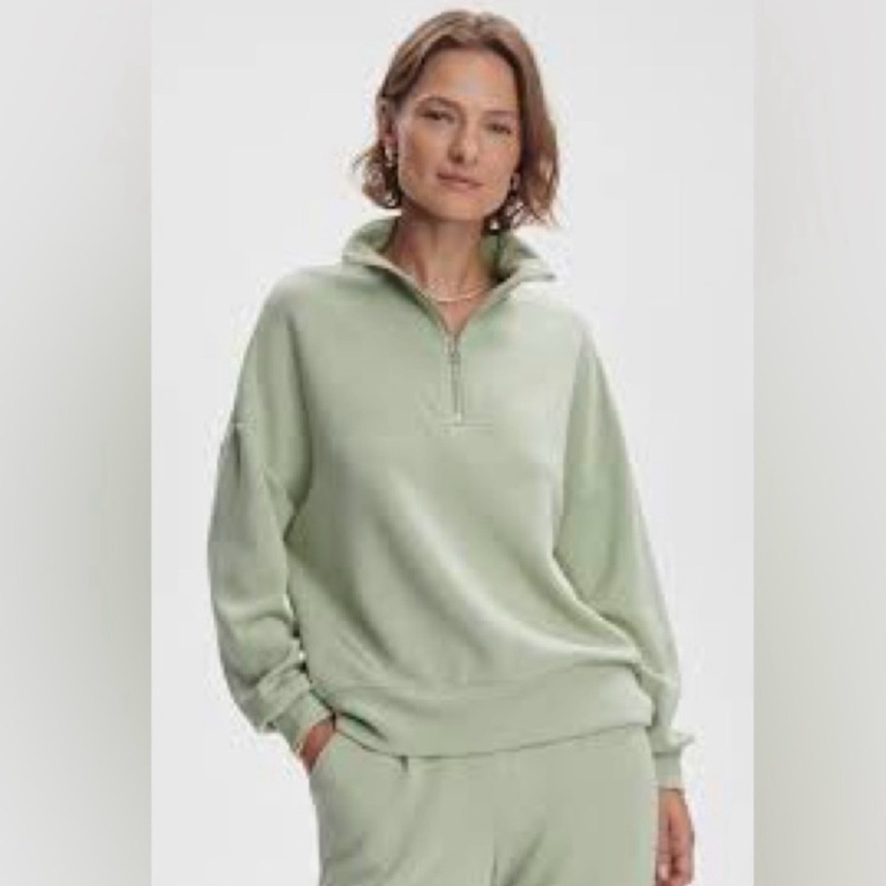 Varley Hawley Half-Zip Sweatshirt. Snow Sage. Size S